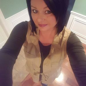 Meet your Posher, Angie